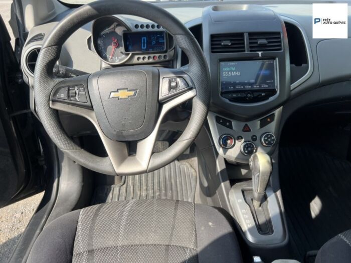 Chevrolet Sonic LT – Image 11