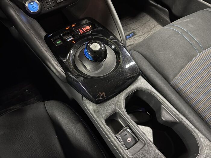 Nissan LEAF SV PLUS BLUETOOTH GPS CAMÉRA 360 BAS KILOMÉTRAGE – Image 38