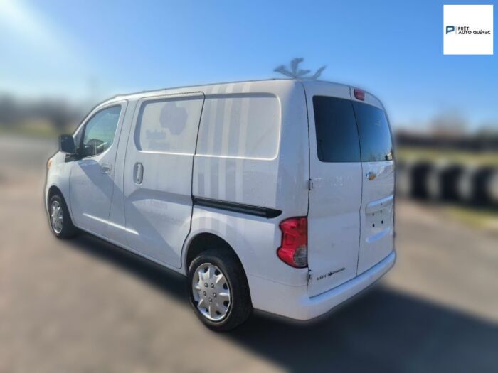 Chevrolet Express LS – Image 5