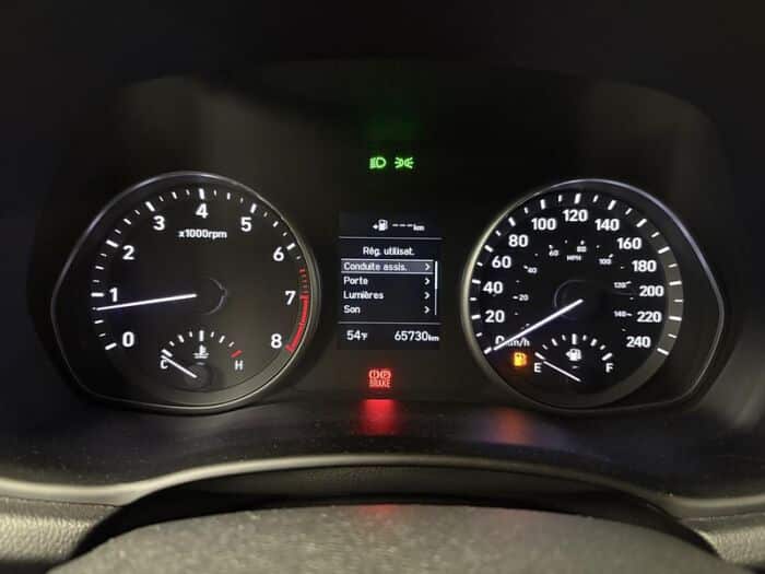 Hyundai Elantra GT Sport BM TOIT PANORAMIQUE/BAS MILLAGE/BAS PRIX – Image 21