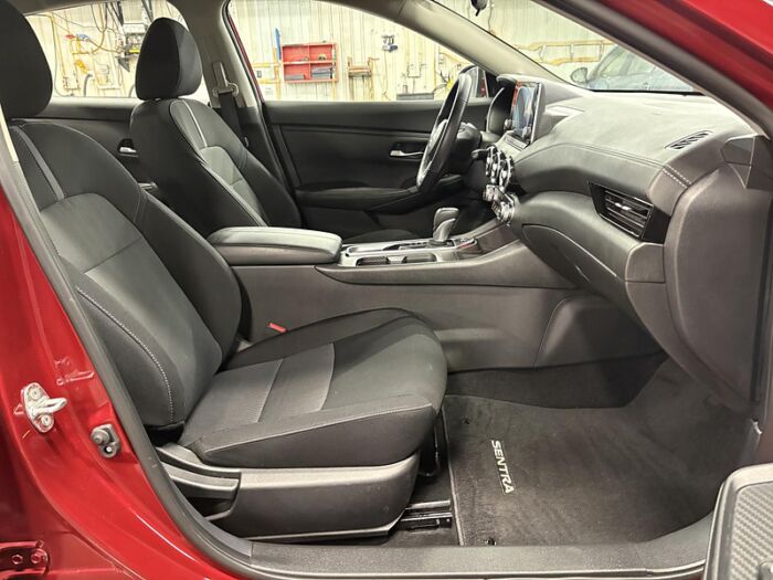 Nissan Sentra SV BLUETOOTH SIÈGES CHAUFFANT BAS KILO CAMÉRA – Image 30