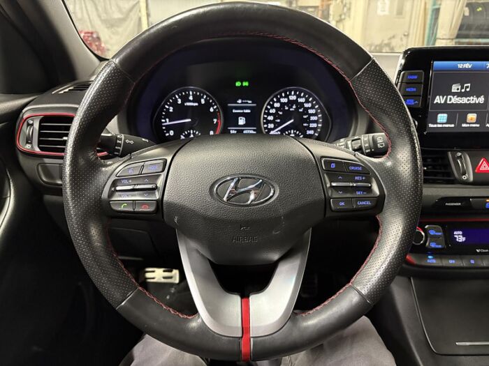 Hyundai Elantra GT Sport BM TOIT PANORAMIQUE/BAS MILLAGE/BAS PRIX – Image 20