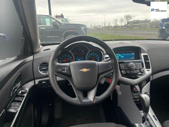 Chevrolet Cruze LT turbo avec 1SA – Image 10
