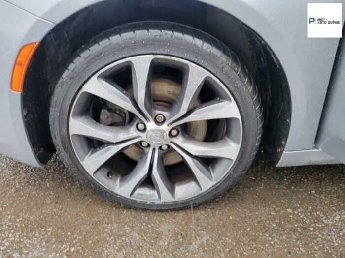 Chrysler 200 C – Image 21