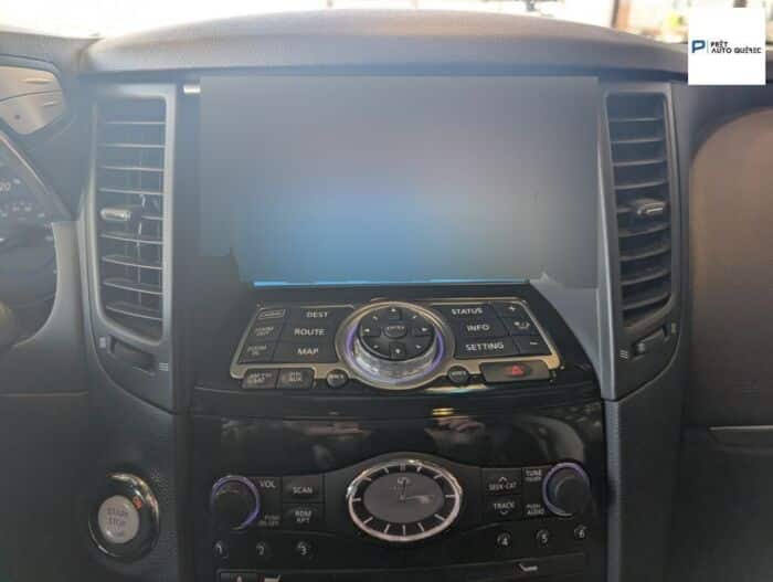 Infiniti QX70 Premium – Image 21