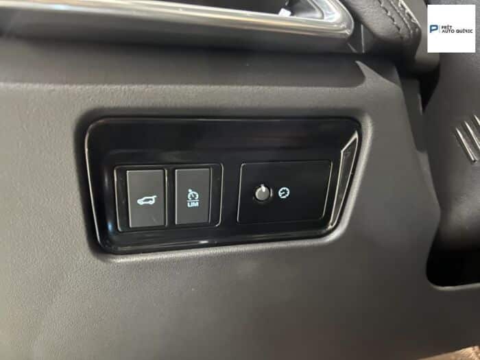 Jaguar F-PACE Premium - Image 19