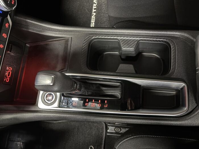 Nissan Sentra SV BLUETOOTH SIÈGES CHAUFFANT BAS KILO CAMÉRA – Image 31