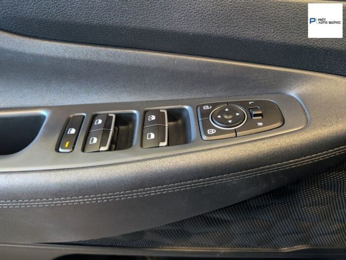 Hyundai Santa Fe Essential – Image 9