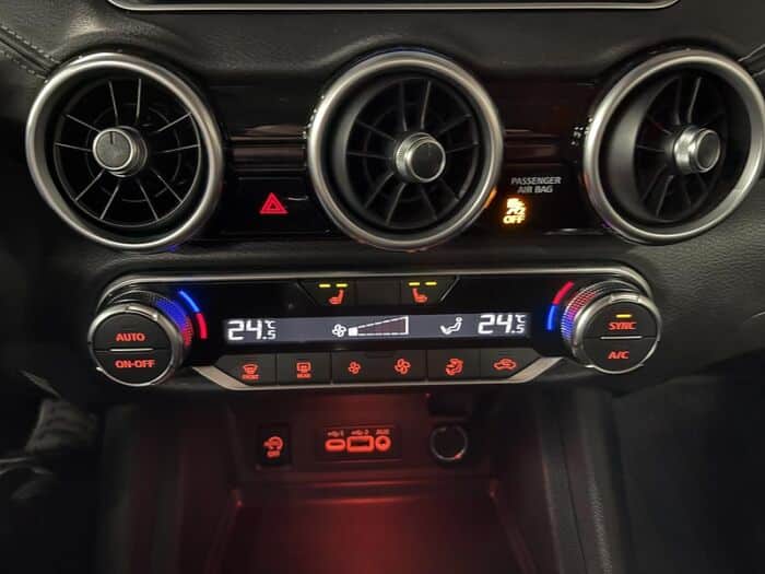 Nissan Sentra SV BLUETOOTH CAMÉRA SIÈGES CHAUFFANT BAS KILO – Image 25