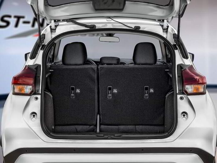 Nissan Kicks Play S Avant – Image 8