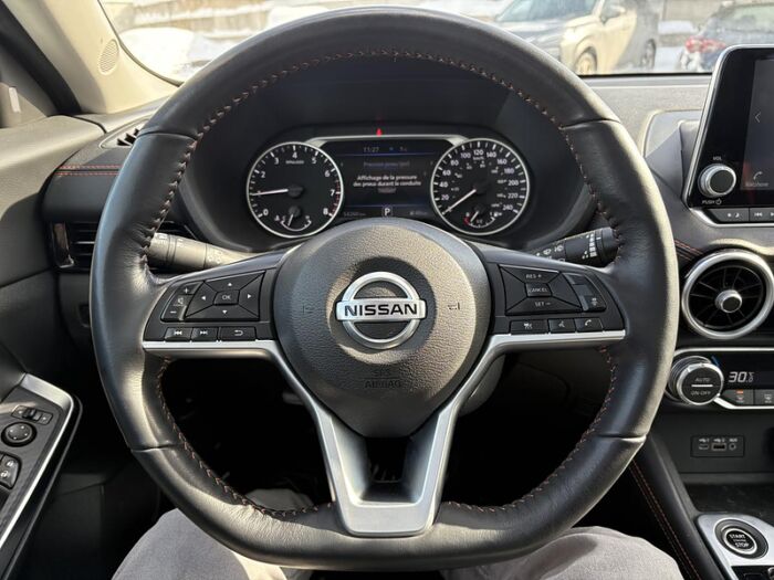 Nissan Sentra SR CVT/Toit OUVRANT/VOLANT CHAUFFANT/Angle mort/ – Image 18
