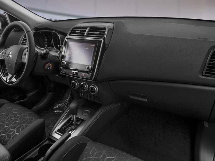 Mitsubishi RVR Se Awc – Image 12