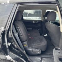 Nissan Pathfinder SV - Image 4