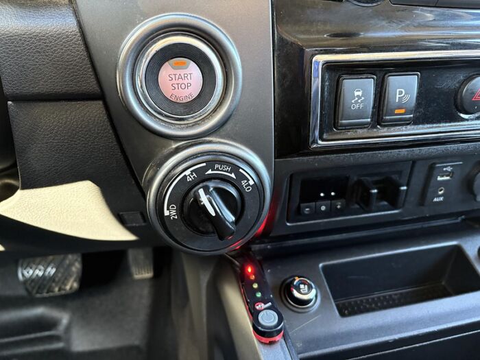 Nissan Titan XD Platine Réserve diesel CREW CAB 4x4 BLUETOOTH CUIR – Image 19