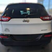 Jeep Cherokee Sport - Image 7