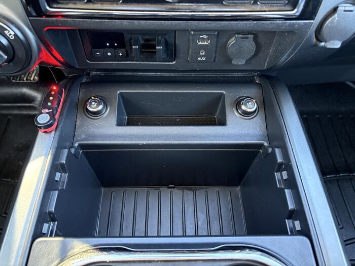 Nissan Titan XD Platine Réserve diesel CREW CAB 4x4 BLUETOOTH CUIR – Image 36