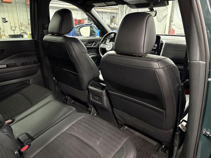 Nissan Pathfinder SV ROCK CREEK BLUETOOTH CAMÉRA SIÈGES CHAUFFANT – Image 25