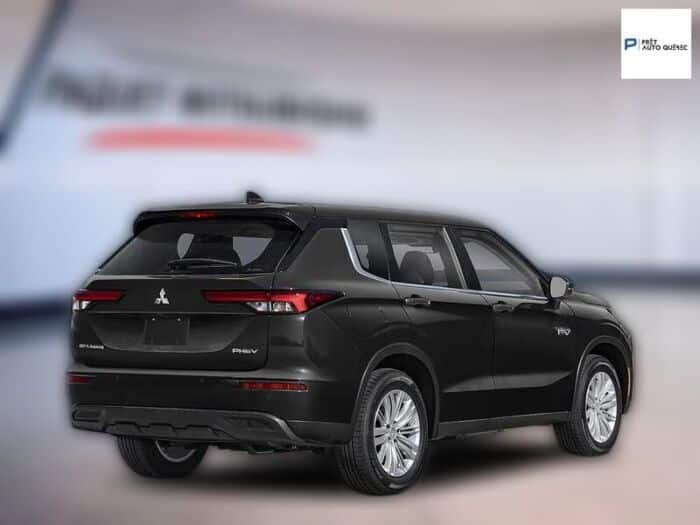 Mitsubishi Outlander Plug-In Hybrid Es S-Awc - Image 3
