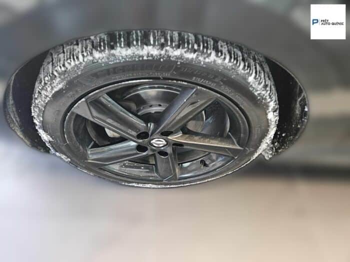 Nissan Sentra SR, TOIT OUVRANT, AUTO, A/C, GARANTIE - Image 10