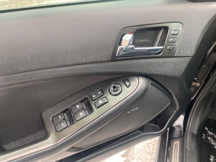 Kia Optima PREMIUM HYBRID – Image 10