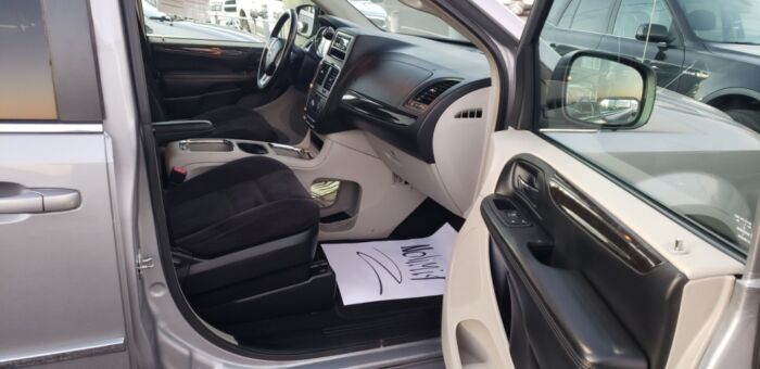 Dodge Grand Caravan Multiplaces – Image 8