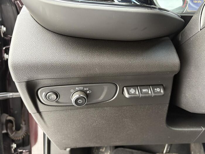 Buick Envision Avenir TECH TI BLUETOOTH TOIT CUIR GPS – Image 22