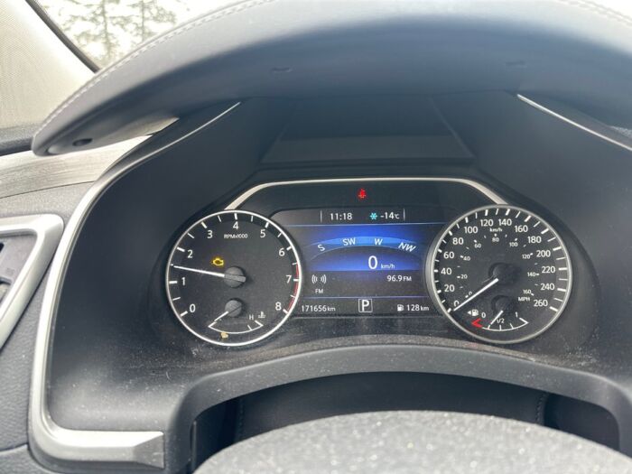 Nissan Murano SV – Image 11