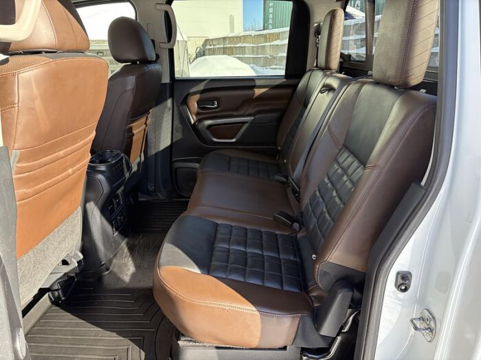 Nissan Titan XD Platine Réserve diesel CREW CAB 4x4 BLUETOOTH CUIR – Image 28