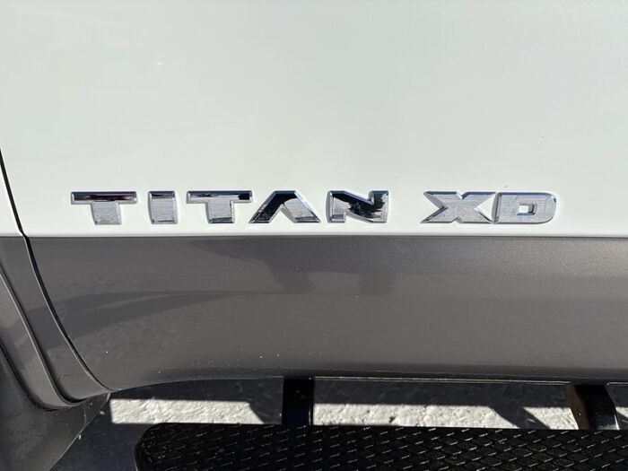 Nissan Titan XD Platine Réserve diesel CREW CAB 4x4 BLUETOOTH CUIR – Image 48