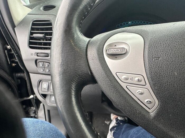 Nissan Leaf S – Image 10