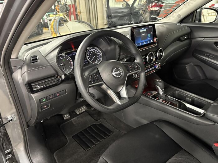 Nissan Sentra SV BLUETOOTH CAMÉRA SIÈGES CHAUFFANT BAS KILO – Image 24