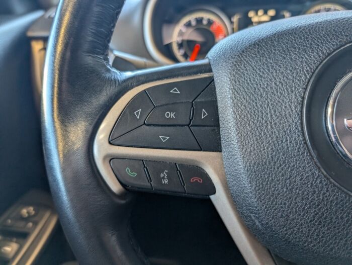 Jeep Cherokee Sport – Image 13