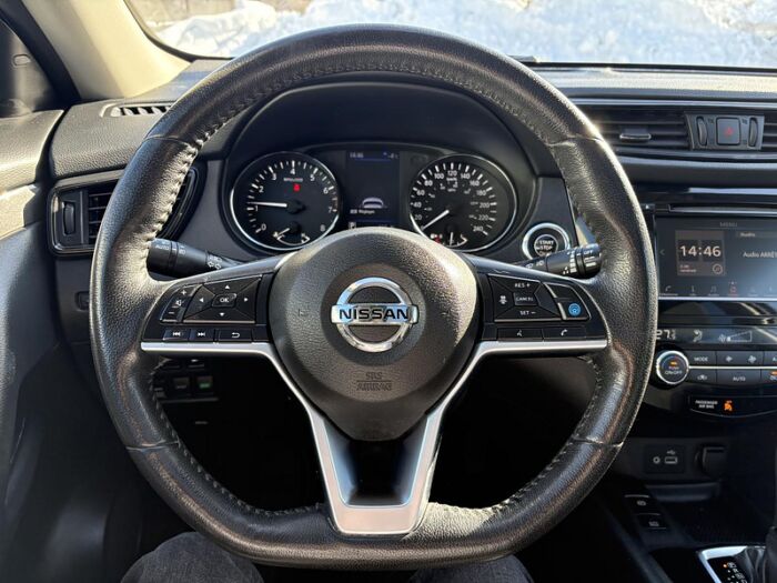 Nissan Rogue SV TECH TI BLUETOOTH TOIT CAMÉRAS 360 GPS – Image 12