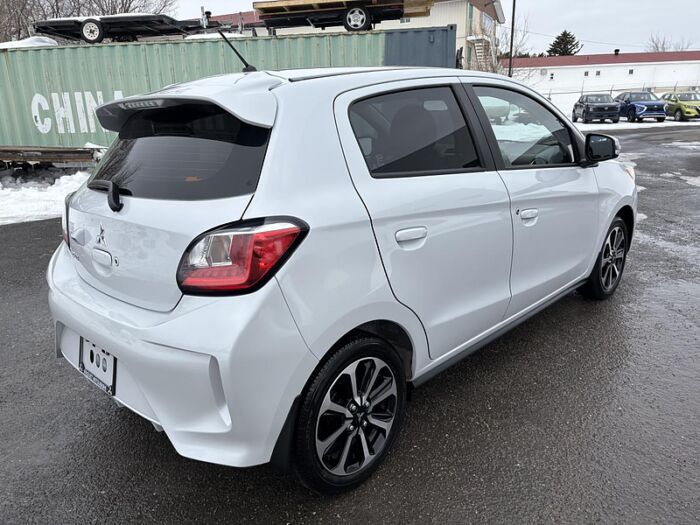 Mitsubishi Mirage GT automatique/CARPLAY/ENTRE SANS CLE ET BOUTON DE - Image 5