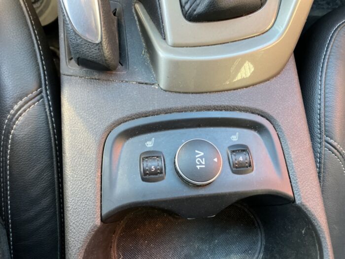 Ford Focus SEL – Image 15