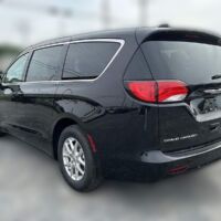 Chrysler Grand Caravan N/A - Image 4