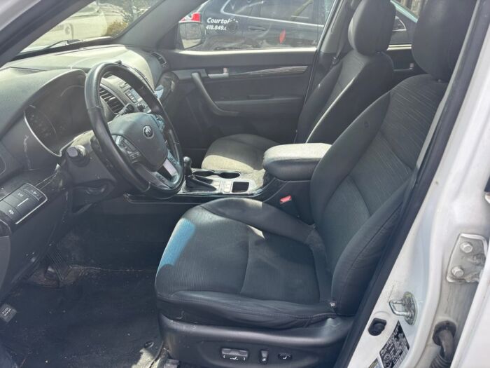 Kia Sorento LX V6 AWD – Image 7