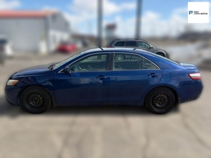 Toyota Camry - - Image 10
