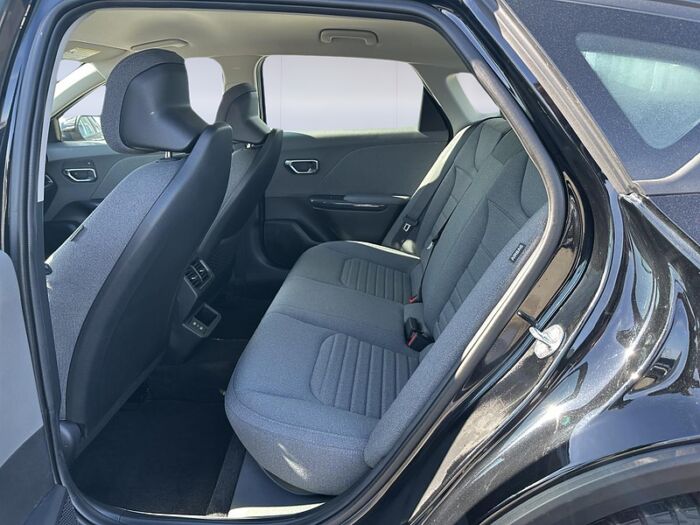 Kia K4 EX TA - Image 11
