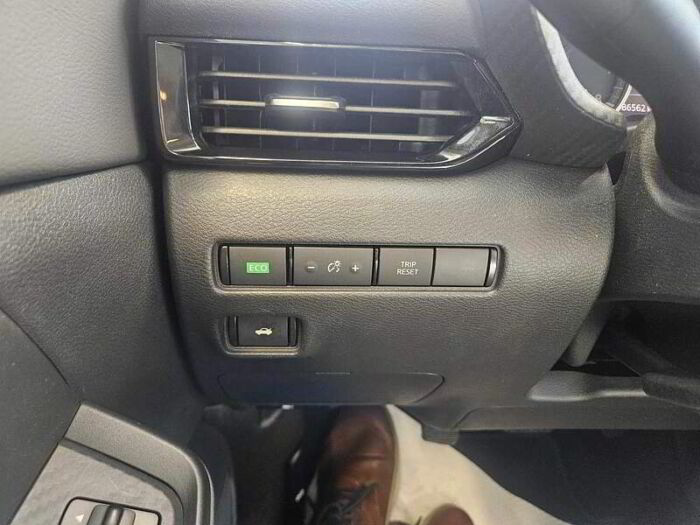 Nissan Sentra SV, AUTO, INSPECTE, A/C, CAM DE RECUL, BLUETOOTH, – Image 12