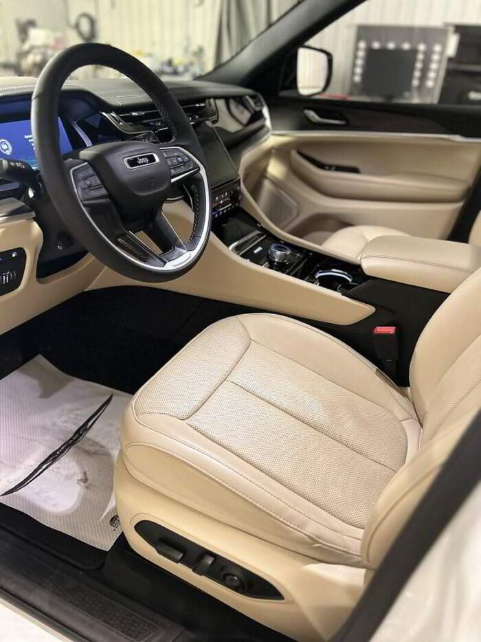 Jeep Grand Cherokee 4xe N/A – Image 11