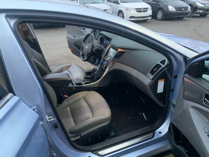 Hyundai Sonata hybride Limited avec ensemble Technologie – Image 9