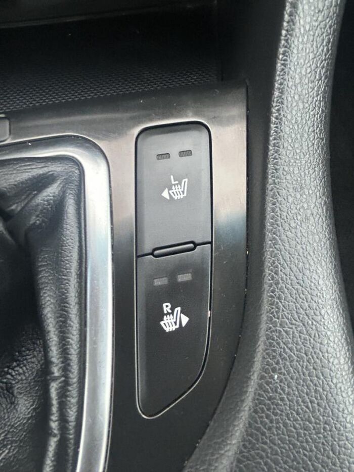 Kia Optima Hybride Berline LX 4 portes – Image 14