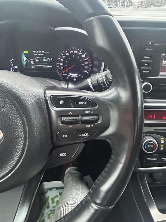 Kia Optima Hybride Berline LX 4 portes – Image 10