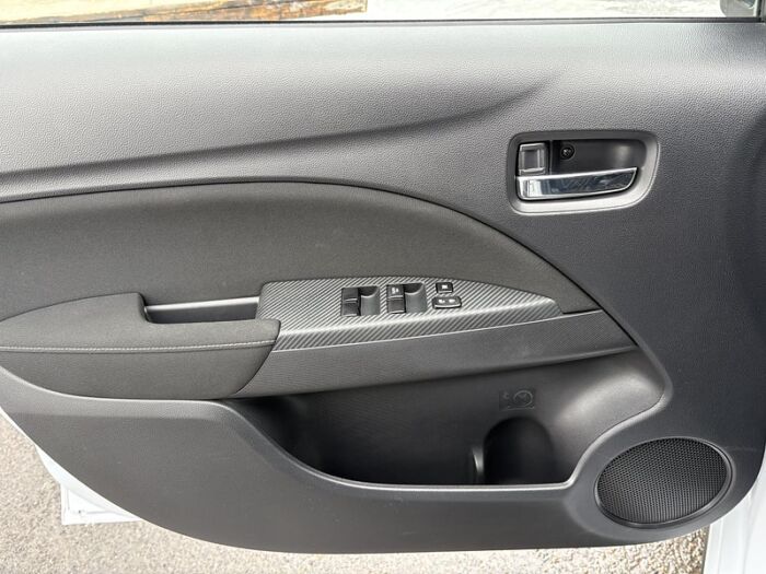 Mitsubishi Mirage GT automatique/CARPLAY/ENTRE SANS CLE ET BOUTON DE - Image 15