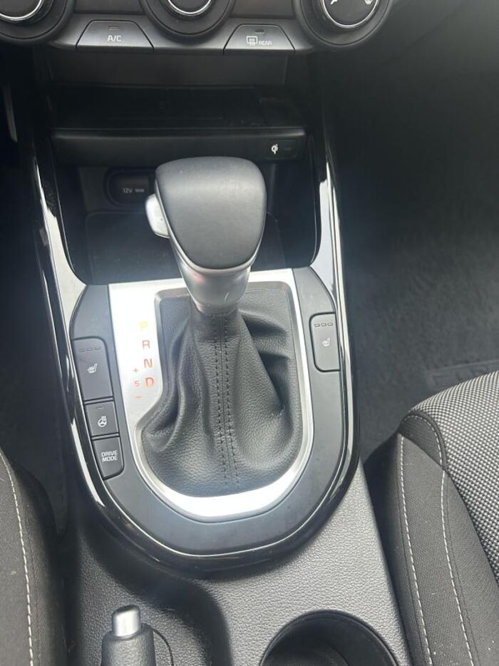 Kia Forte EX IVT – Image 13