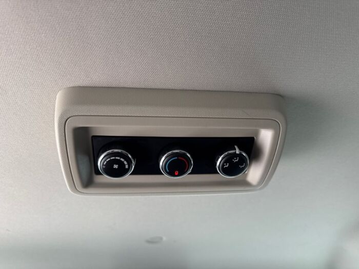 Dodge Grand Caravan SXT – Image 16