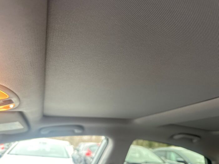 Hyundai Sonata SE – Image 15