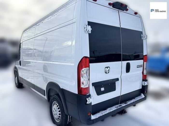 RAM ProMaster fourgonnette utilitaire High Roof 159 In. Wb – Image 9