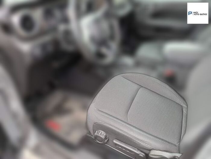 Jeep Wrangler 4 portes Sahara 4 portes 4x4 BLUETOOTH CAMÉRA GPS BAS KILO - Image 8